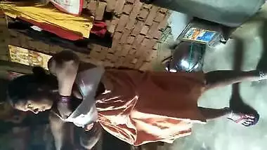 After work Desi woman shows XXX assets in sex clip filmed in garage