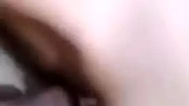 Desi girl hooks up with XXX lover in close-up MMMS video at home