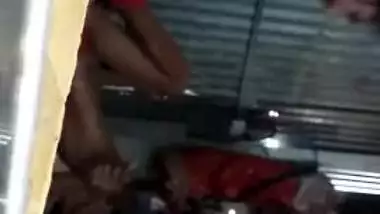 Anciana de 60 años flaca se orgasma en mi boca