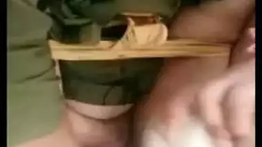 Desi bitch pussy washing video