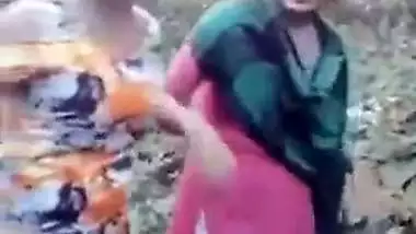 Desi Lesbian kiss for TikTok fame