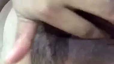 Girlfriend rubbing pussy xxx and fingering video making