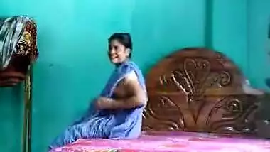 Indian Bhabhi fucking by devar