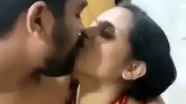 Indian sex MMS of a romantic couple fucking