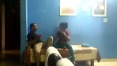 Bhabhi Boobs Show From Blouse.