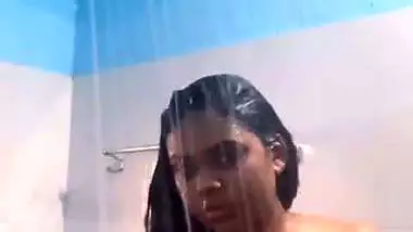 Oasi Das Nude Bathing – New video