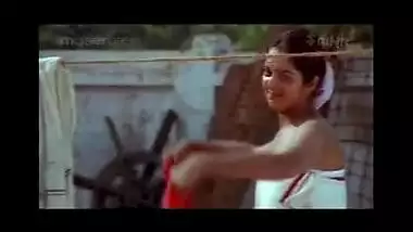 Manjuwarrier Sexy Kuliseen