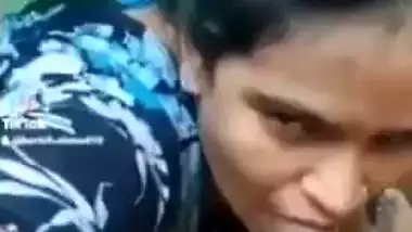 Wife blowjob on TikTok caught by husband viral video