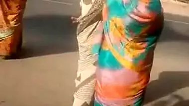 SATINSILK SAREE AUNTY