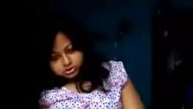 Lonely Desi wife shows trimmed XXX cunny that craves for hard sex