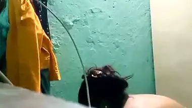 Sexy mom dress change caught by horny son viral MMS