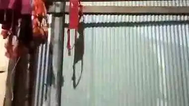 Bangla sex video of a poor aunty bouncing on a plastic bottle