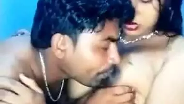 Pregnant wife blowjob and her boobs sucking viral HD MMS