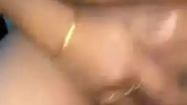 Chesty Desi Bhabhi rides XXX dick of her brother-in-law at home