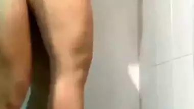 Ludhiana guy fucks his sexy GF in the air in Punjabi sex