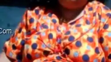 Today Exclusive- Desi Village Aunty Showing Her Pussy On Video Call