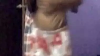 Hot Desi Lactating Babe allwoing Her Boobs to Suck and Squeeze For Money