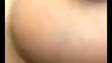 College girl on WhatsApp showing boobs viral xxx