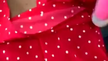 Shhh, daddy can't find out i use his car to play with my dildo... Almost caught by a couple, i wish