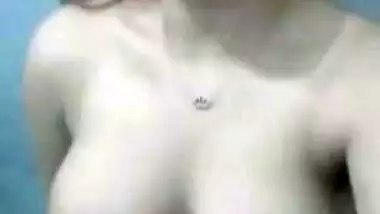Hawt beauty selfie MMS clip to make u cum in a short time