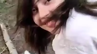 Most demanding viral video cute girl getting banges by bf in forest