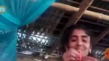 Bangladeshi Girl Showing Her Boobs and Pussy