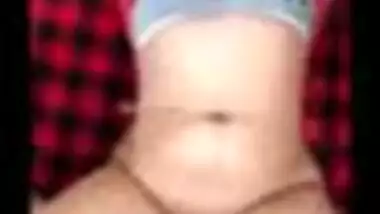 Beautiful girl hard experiencing sound