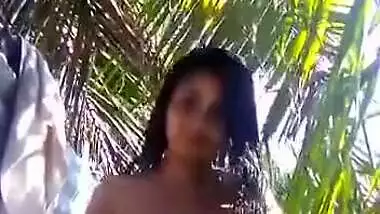Today Exclusive- Cute Lankan Girl Showing Her Nude Body And Outdoor Bathing Part 7