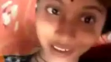 Cute Indian Teen Girl Naked Boobs XXX Selfie