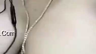 Today Exclusive- Horny Bhabhi Showing Her Boobs And Pussy On Video Call Part 2