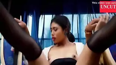 Girlfriend Has Hardcore Sex In Bus