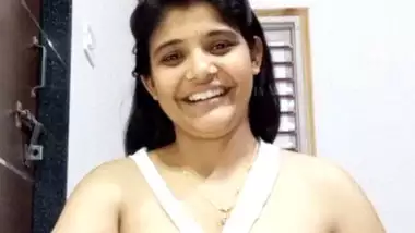 Sabse Kam Umar Ka Ladki Ka Sex - Sabse Kam Umar Ki Ladki Ki Chudai amateur indian girls on Indianassfuck.com