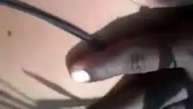 MMS clip of Desi guy who fucks curvy stepsister's XXX opening outdoors