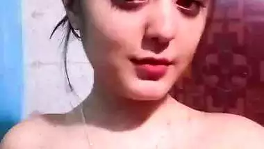 Cute hijab girl topless video making for lover