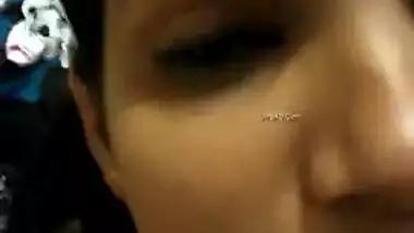 Indian slut proves oral ss giving a blowjob to client close-up