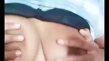 Girlfriend in glasses stands nude in bathroom viral xxx